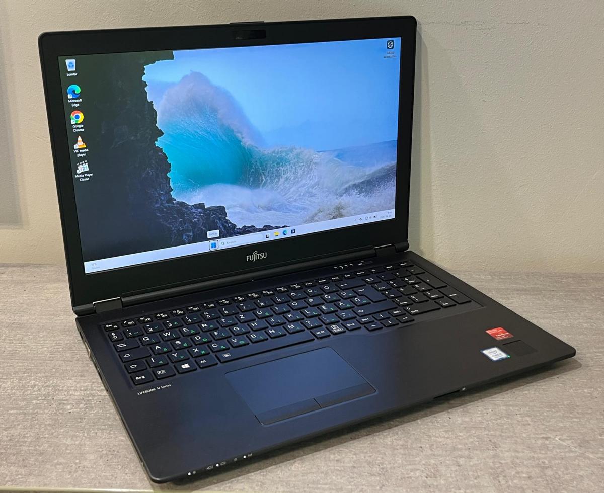 Fujitsu LIFEBOOK U759